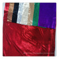Robe de mode rouge brillant revêtement en polyfibre sur tissu tissu en nylon brillant Tissus d&#39;été tricotés
